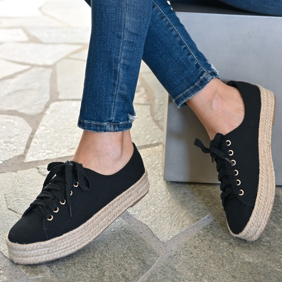 Fabutiq Shoes - LAST 5.5 Black Espadrille Sneakers